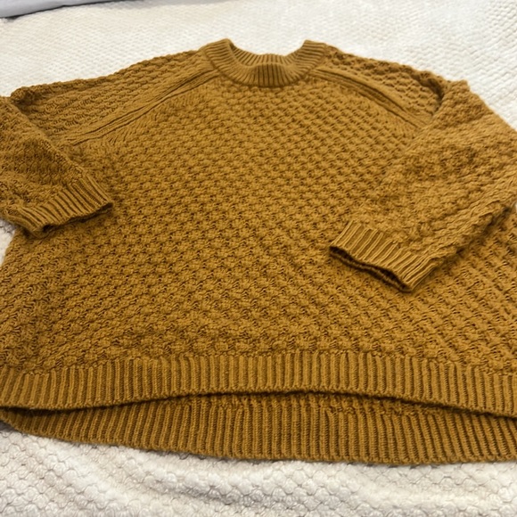 H&M size large roomie knit chunky sweater woman’s in gold mustard preloved - Picture 4 of 5